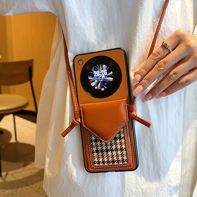 适用于努比亚Flip手机壳高级感棕斜挎卡包女款nubia Flip折叠屏个性时尚高级感蚕丝纹超薄全包防摔保护套