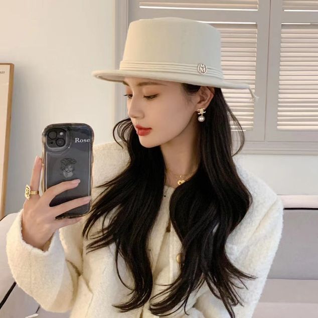 白色羊毛呢平沿帽子女英伦秋冬复古盆帽法式优雅爵士平顶小沿礼帽