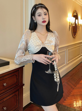 法式气质V领连衣裙波点长袖黑色仙女公主裙早春2025年新款高级感