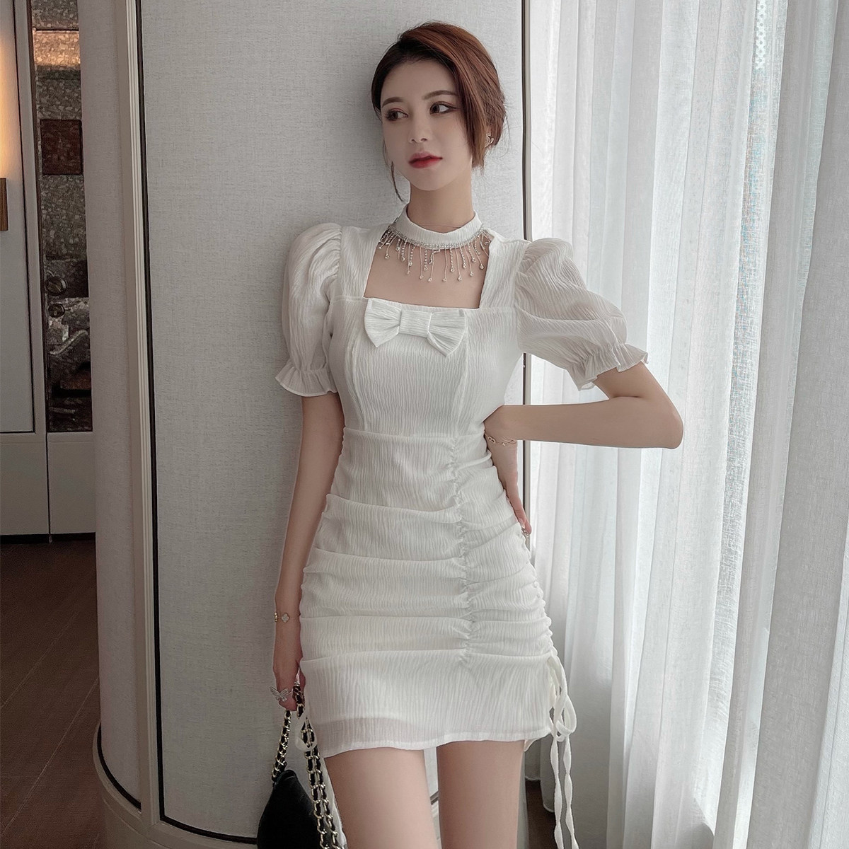 福利清仓泡泡袖白色连衣裙抽绳收腰性感气质小裙子