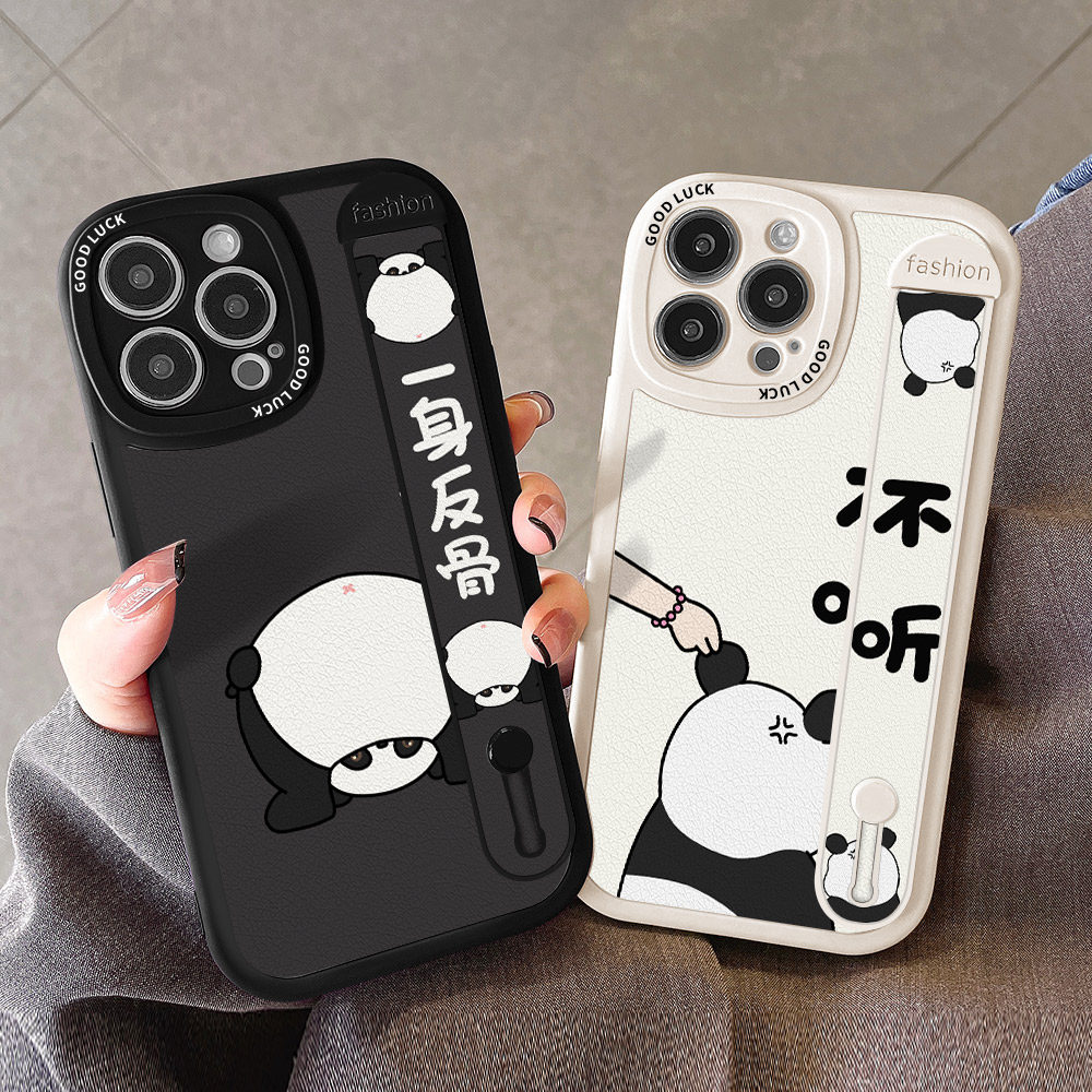 适用苹果16PROMAX手机壳新款15防摔12mini高级13硅胶iphonexr全包8plus/14支架男女软保护套7腕带揪耳朵熊猫