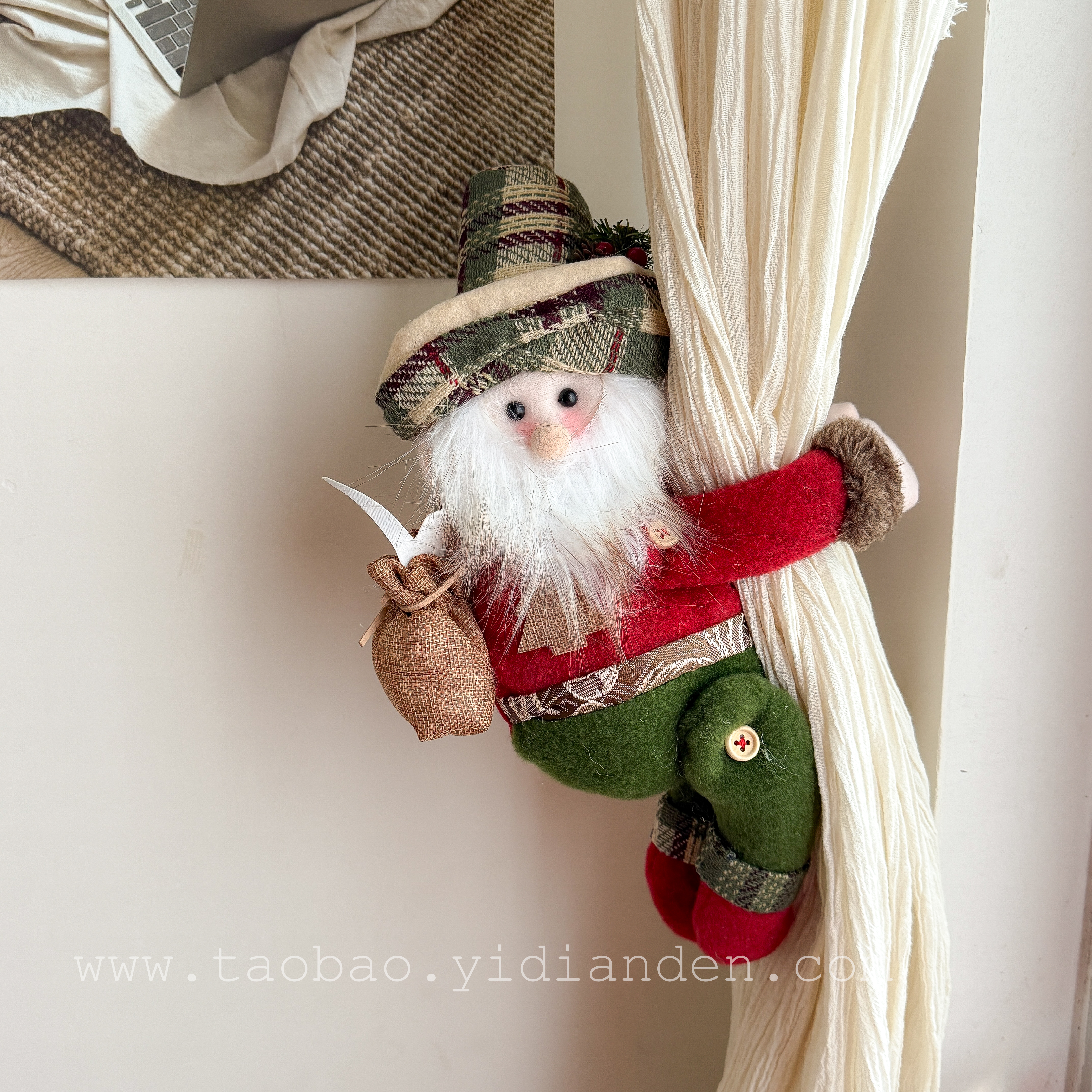 圣诞节装饰品氛围吊灯圣诞老人窗帘绑带麻布高帽公仔雪人家居摆件