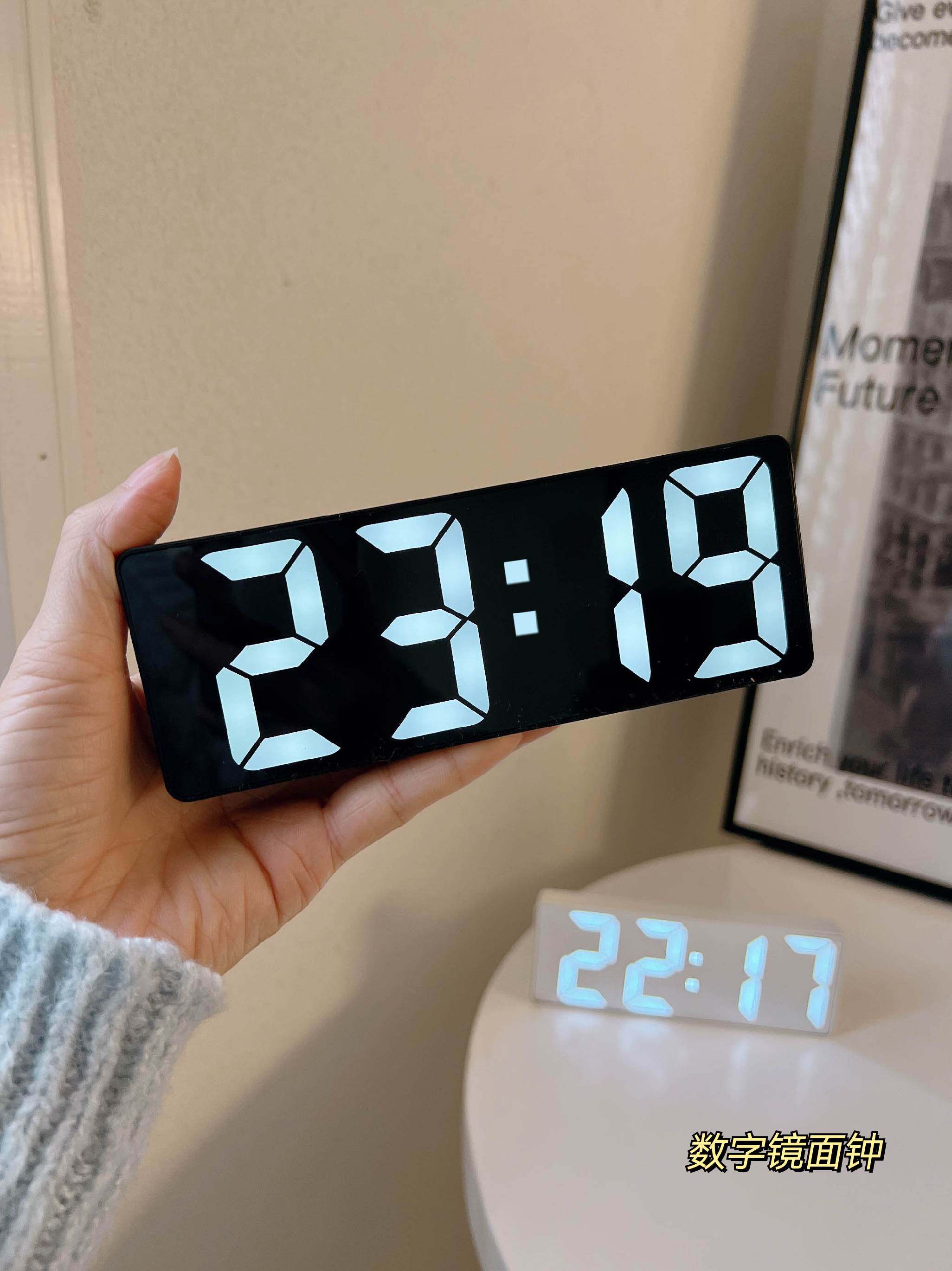 电子时钟卧室桌面摆台式闹钟led数字时间显示器学生夜光钟表摆件