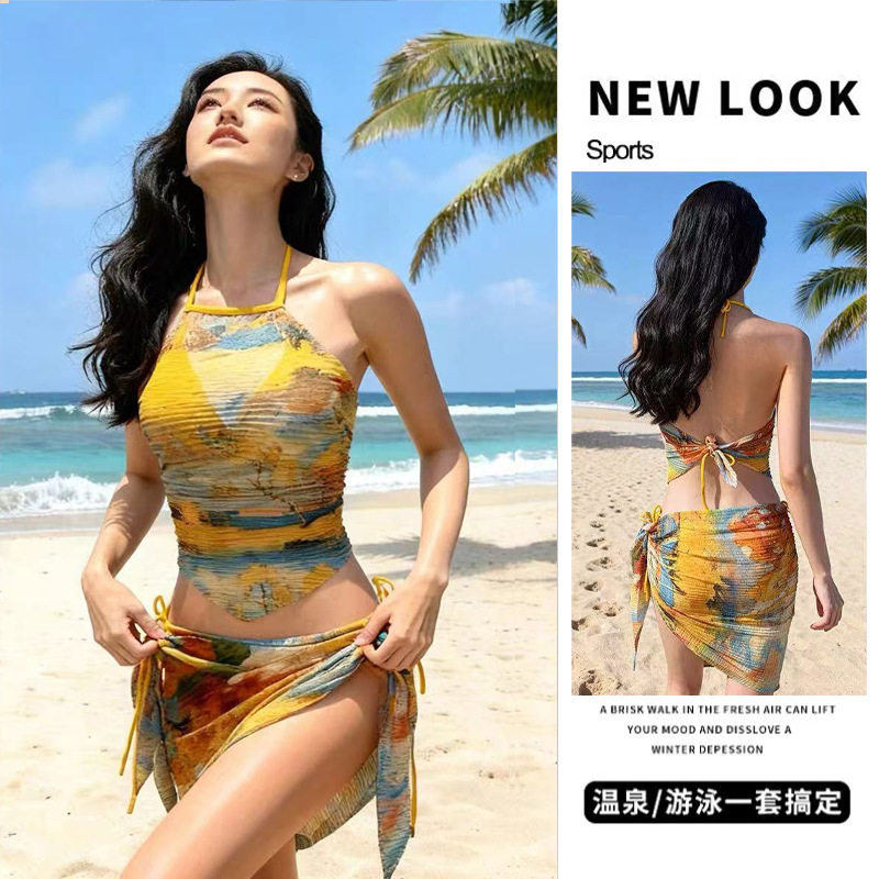 新款油画印花褶皱肚兜条纹性感挂脖比基尼三件套温泉海边度假泳衣