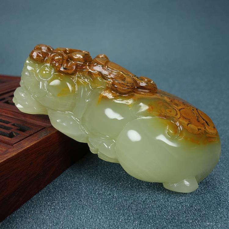 2026天然和田玉青白玉籽料招财进宝貔貅把玩件貔貅玉摆件手把件精