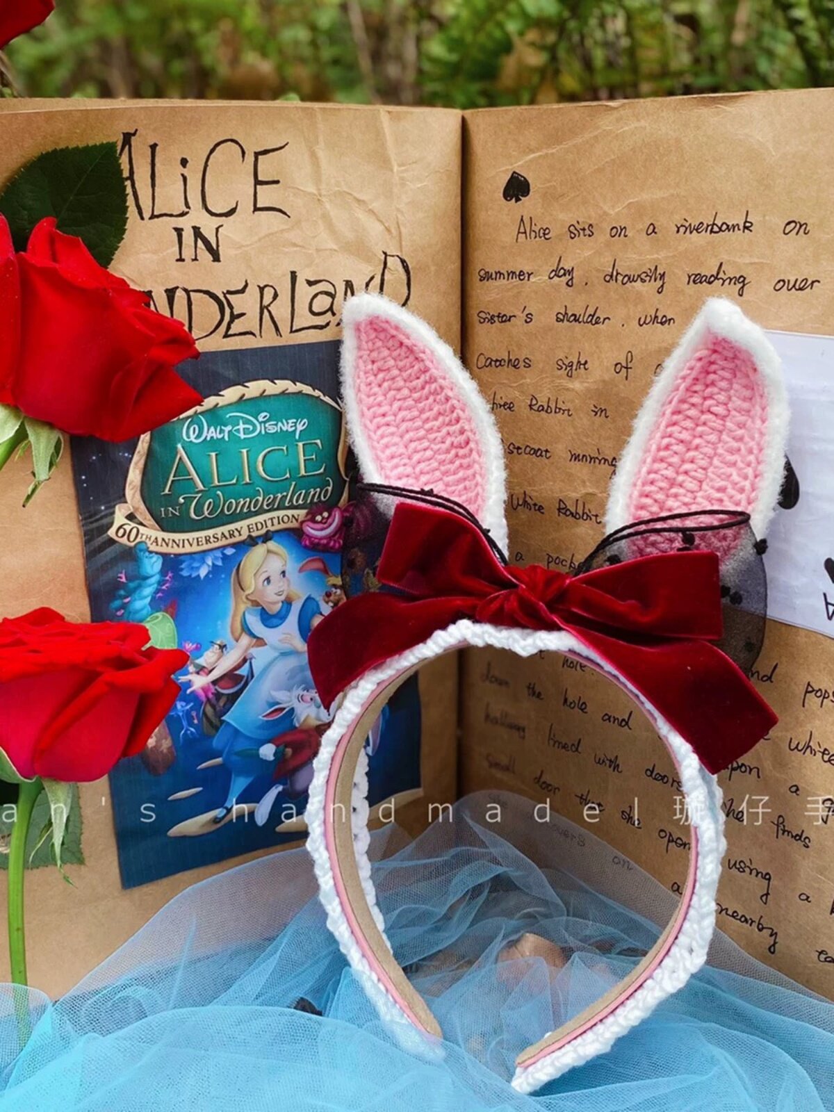 XUAN TSAI HAND-MADE ORIGINAL ALICE IN WONDERLAND BUCKET BAG CROCHET HANDMADE DIY MATERIAL PACKAGE WOOL FAIRY TALE