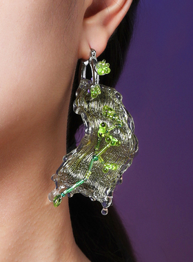 ATRIAL SENSING小众设计荧光绿时尚大耳环轻奢高级感夸张耳饰