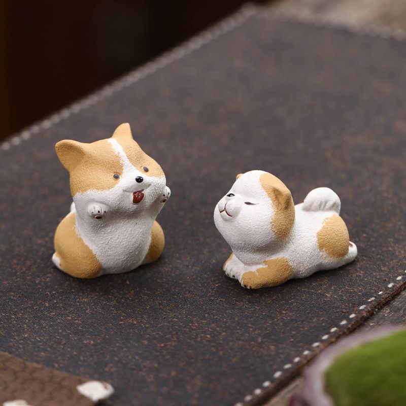 紫砂茶宠狗摆件手工泥绘生肖柯基贵宾犬茶玩茶具配件家居装饰可养