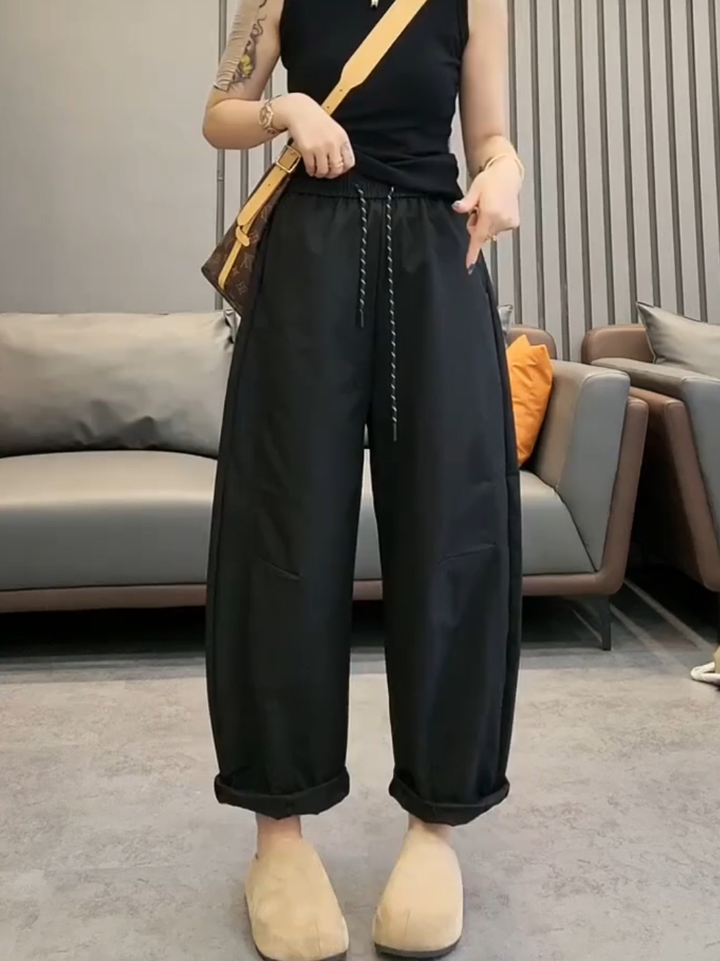 欧货2025早秋新款显瘦百搭纯色简约松紧腰微弹气球裤休闲裤下装女