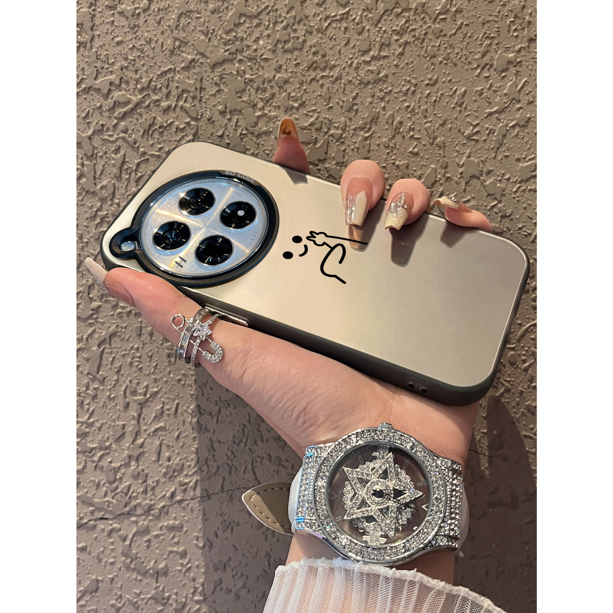 适用于一加12手机壳小人比耶彩银新品简约男女款新年全包oppo1+ace2pro防摔保护套高级感1加11