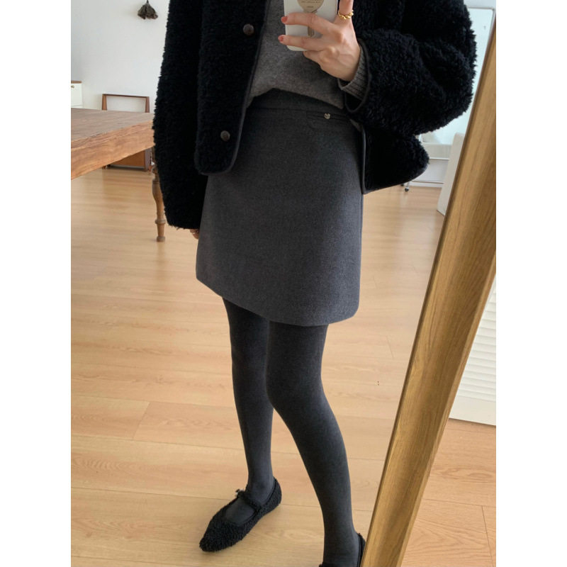 韩系加厚毛呢百搭毛呢短裙女秋冬季新款百搭好版型A字显半裙子