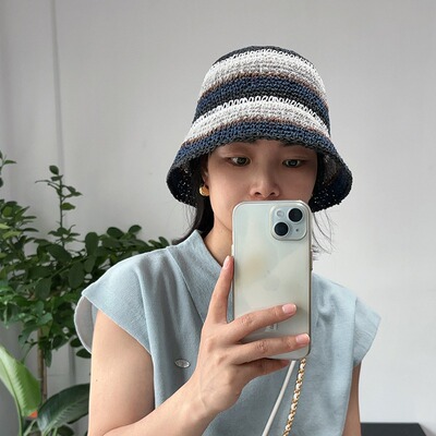 日系时尚青年手工编织渔夫帽女夏季草帽简约百搭条纹水桶帽