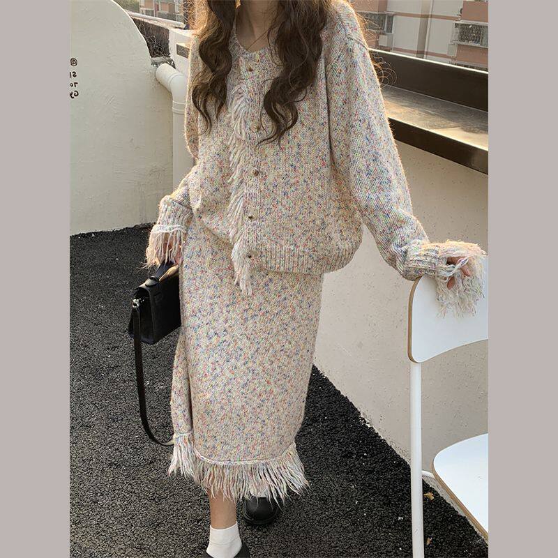 彩色流苏毛衣针织开衫女秋冬复古设计感小众洋气显瘦两件套装裙子