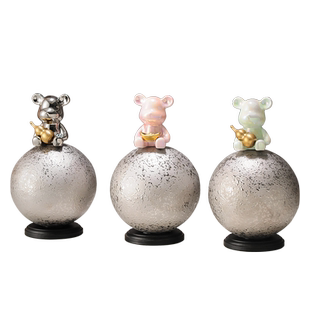 创意暴力熊摆件客厅轻奢电视柜酒柜卡通小公仔网红儿童房装饰品