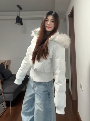 韩系白色毛领连帽羽绒棉袄女款2025新款冬季高级感超好看夹棉棉服