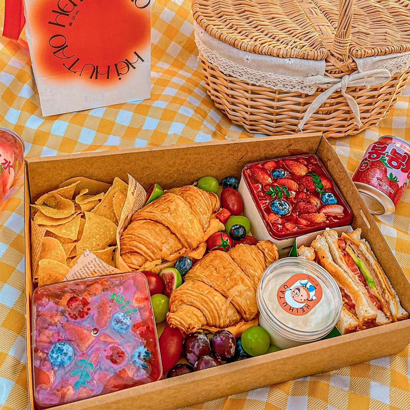 野餐盒露营春游盒子便当包装盒网红寿司甜品蛋糕盒子牛皮纸打包盒