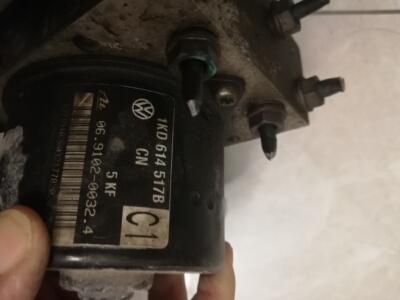 大众刹车ABS泵总成1KD614517B