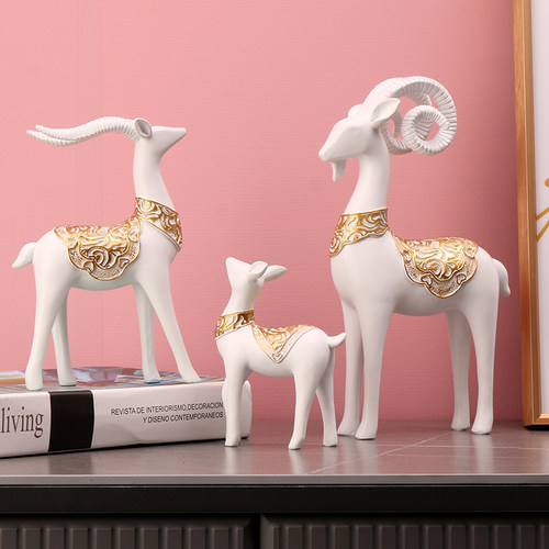 高端吉祥三阳开泰摆件白色招财家居办公室装饰品生肖羊摆设模型