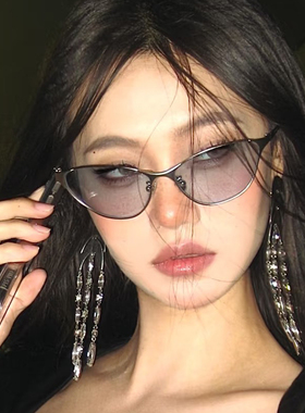 金属猫眼墨镜女款2025新款高级感辣妹太阳眼镜适合方圆脸海边防晒