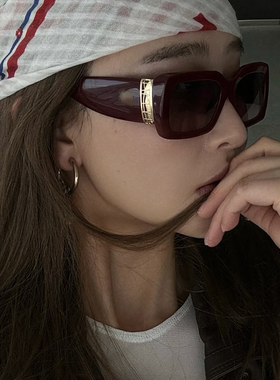 复古港风酒红色墨镜女潮2025新方形圆脸显瘦高级感防紫外线太阳镜