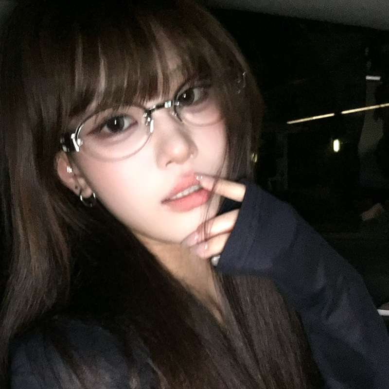 韩系复古无边框超轻纯欲椭圆金属眼镜可配度数近视平光镜高智感女