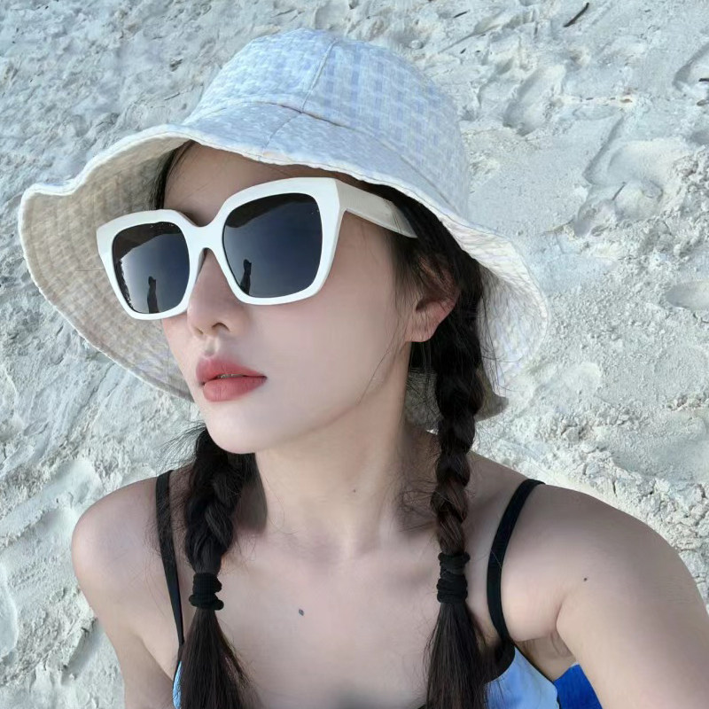 白色墨镜女潮大框网红款太阳眼镜显脸小防晒夏季海边度假防紫外线