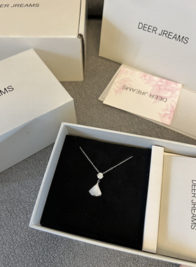 原创 意大利DEER 纯银莫桑钻扇形小裙子项链女白贝母生日礼物