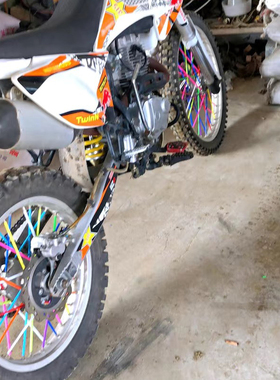 适用越野车摩托车凯越MX250改装配件轮毂彩色辐条防尘保护装饰