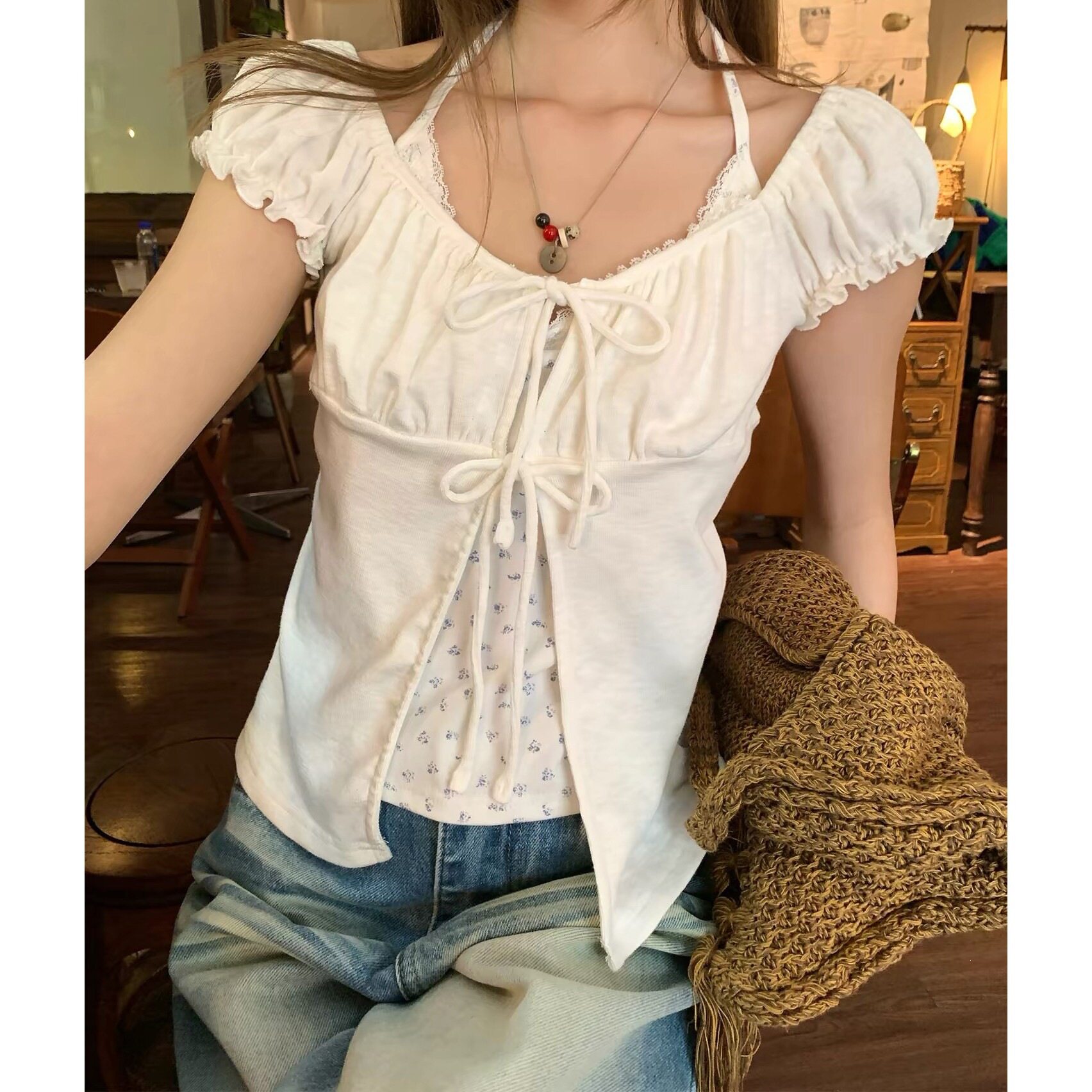 甜美碎花挂脖绑带假两件