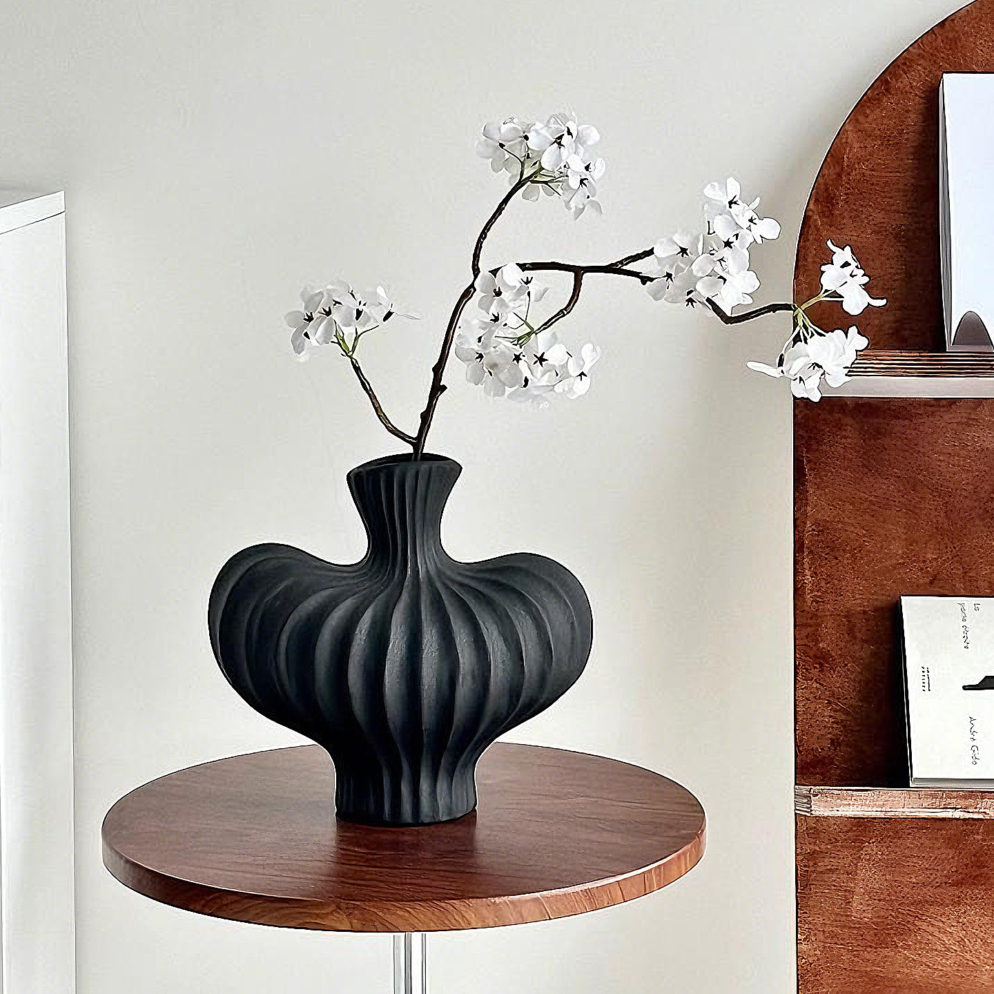 现代简约北欧风陶瓷花瓶小众轻奢