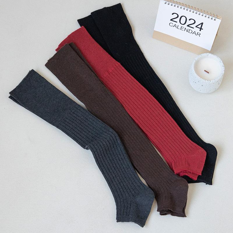 过膝长筒踩脚羊毛混纺保暖针织袜