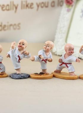 创意家居装饰品可爱少林功夫小和尚桌面摆件汽车中控台饰品公仔