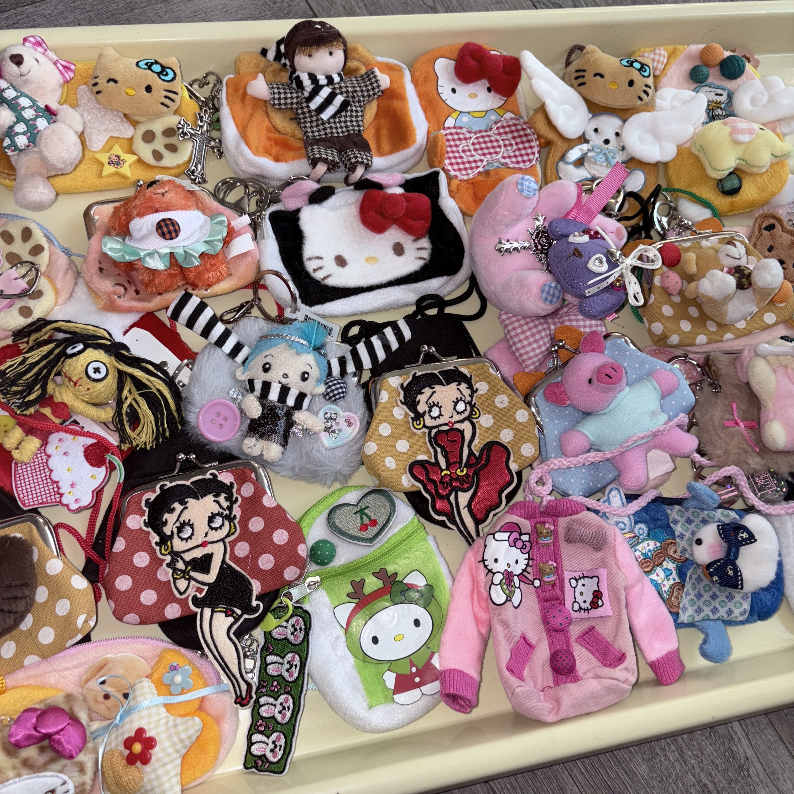 每款仅1个～外贸微瑕y2k日系复古昭和风可爱小熊零钱包挂件挂饰