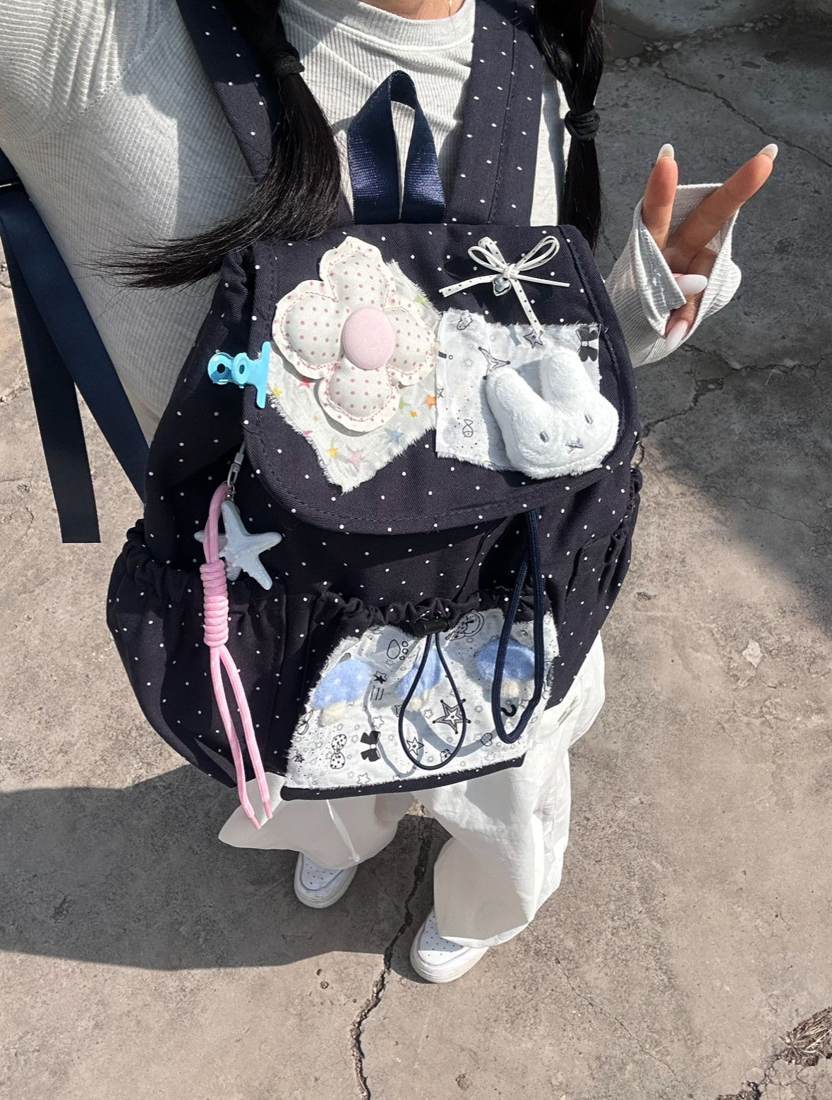 黑樱酱自制日韩y2k软糯藏蓝波点贴布包轻便户外可爱二次元双肩包