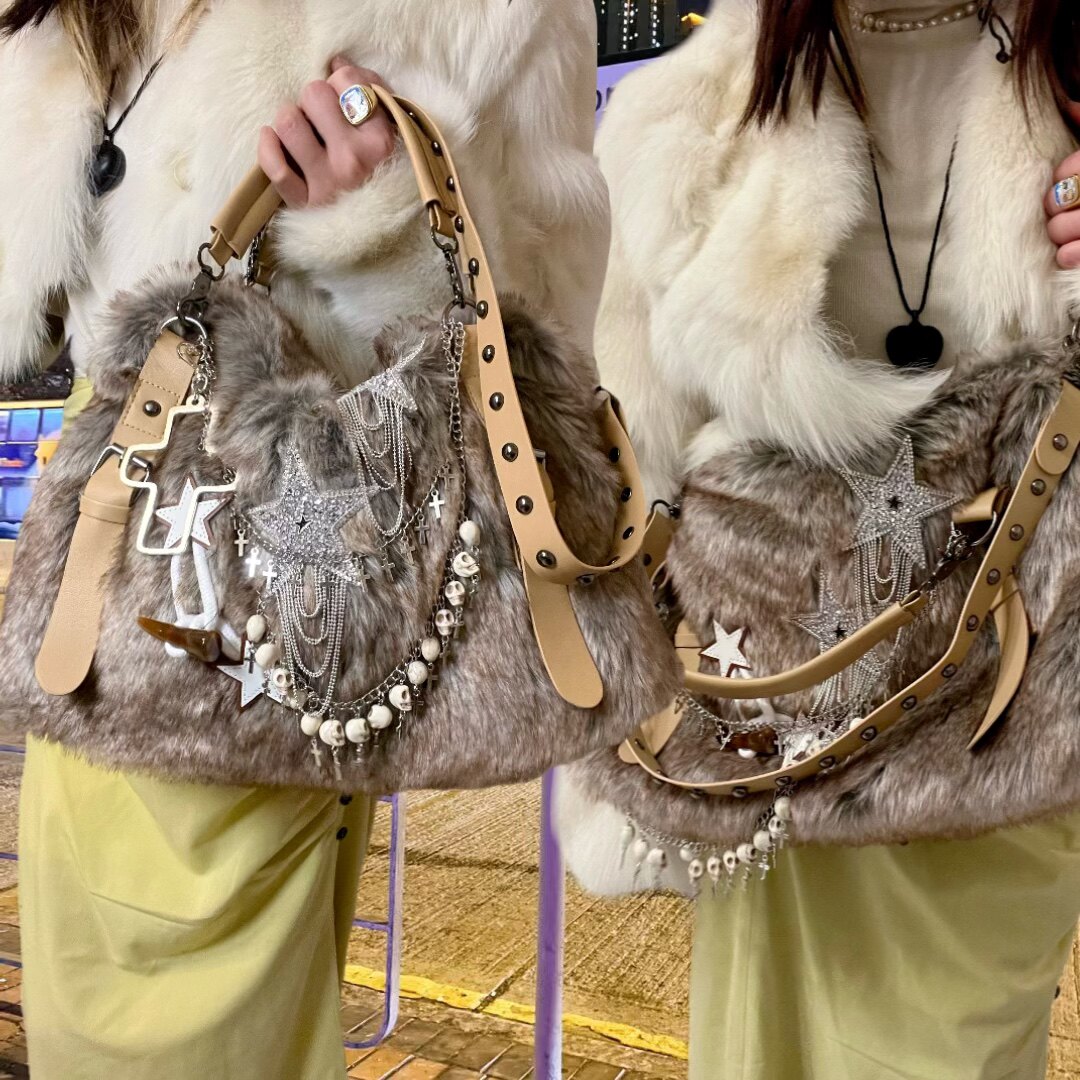 黑樱酱商店 人造皮草亚文化欧美亮片星星千禧辣妹Y2K单肩斜挎包,箱包皮具/热销女包/男包,通用款女包,淘宝优惠券,粉丝福利购,淘宝优惠卷