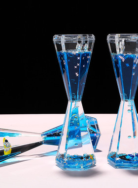 创意六角柱漂浮悬浮太空人液体沙漏星际学生桌面减压礼物