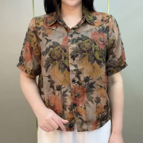 时尚翻领印花短袖衬衫花色妈妈装
