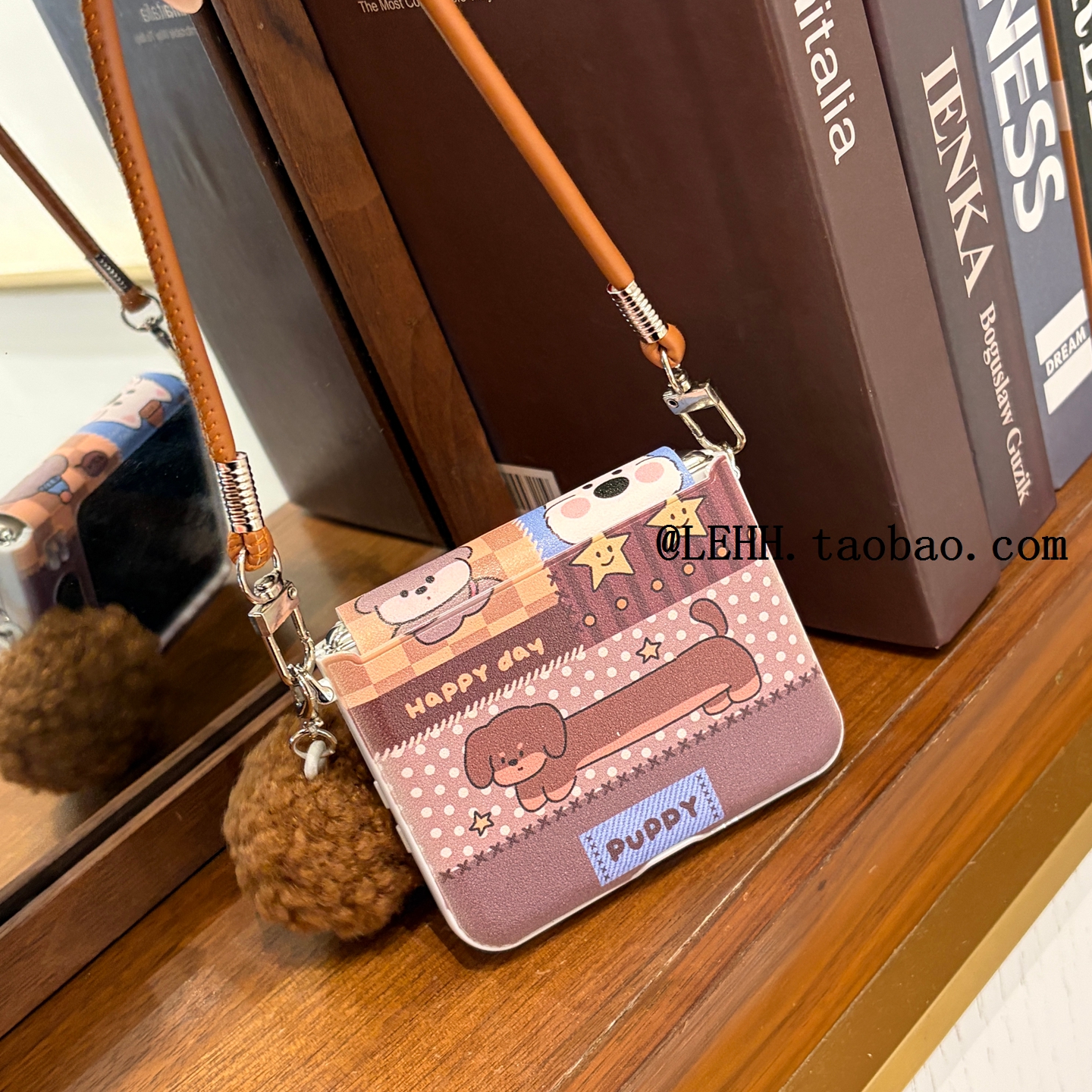 秋冬可爱腊肠狗适用华为purax手机壳新款小米mixflip2折叠屏pocket2创意毛球手提三星zflip6/7FE荣耀vflip2女