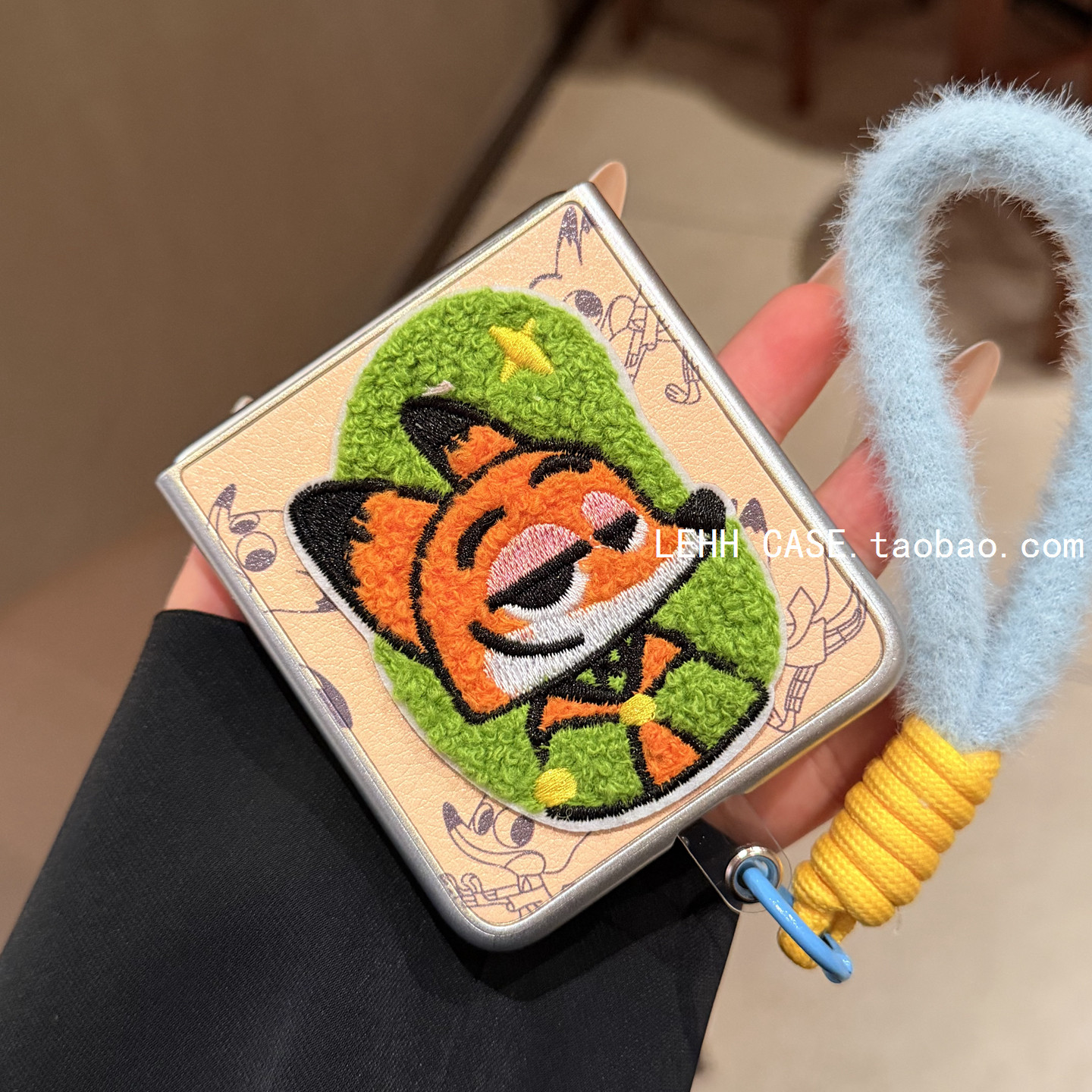 刺绣朱迪尼克适用华为pocket2手机壳新款Purax典藏版折叠屏三星zflip6/7卡通外壳小米mixflip2毛绒手提可爱女