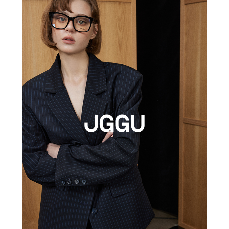 晶咕黑标JGGU【雅痞阔西】大女主质感miu感条纹西装半裙外套装
