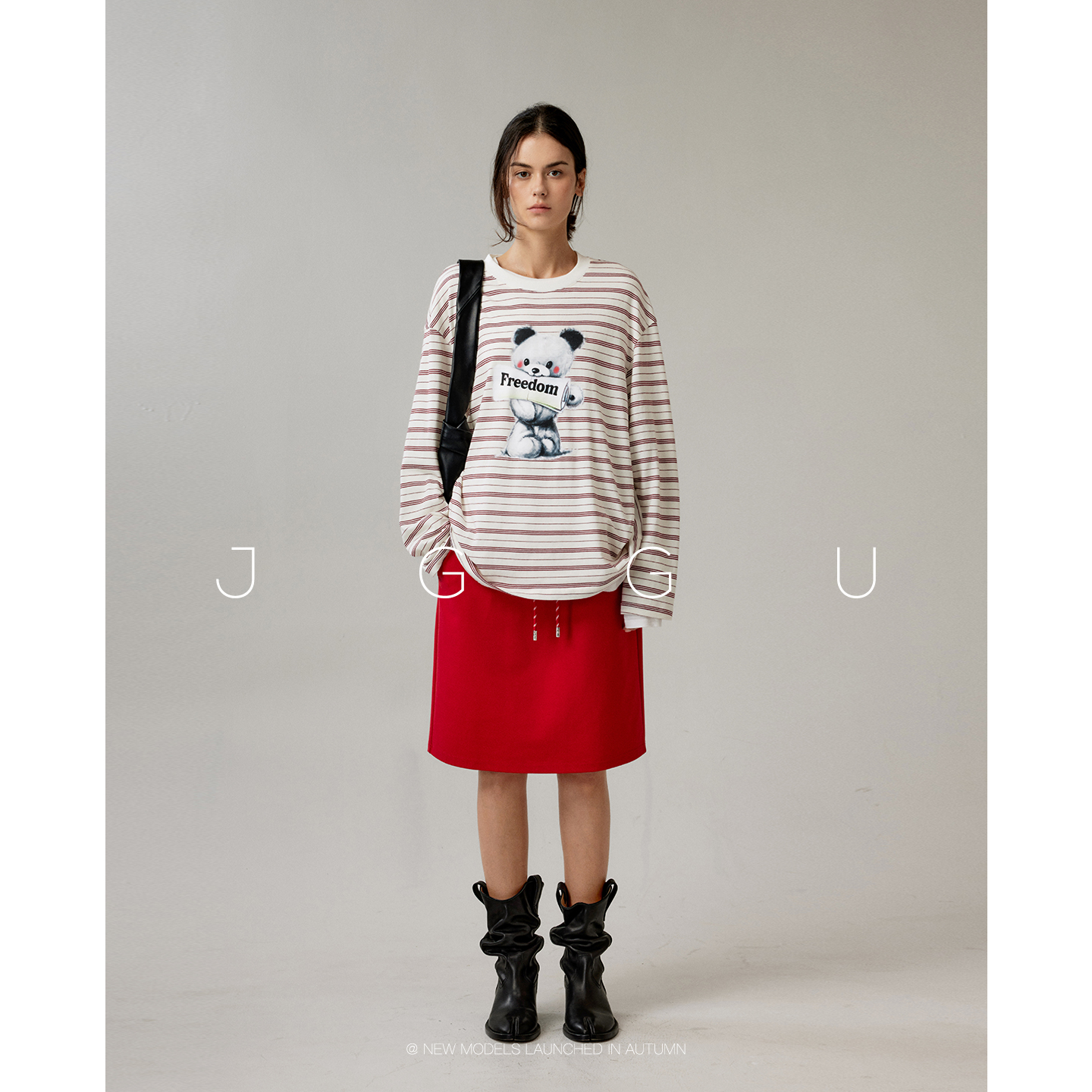 晶咕黑标JGGU【玩偶小熊】大码女装撞色条纹印花T恤长袖上衣女秋