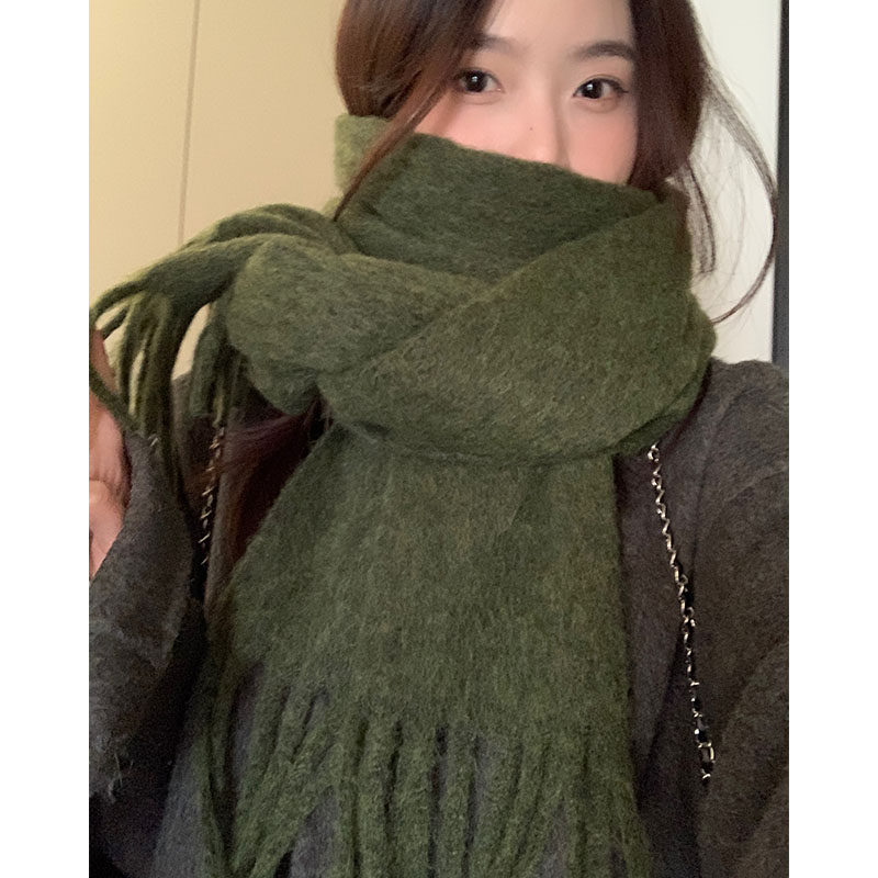 新年绿围巾女秋冬季2025新款韩版高级感百搭保暖披肩两用新年礼物