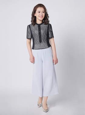 靓诺藏蓝白蕾丝拼接套头衫LC18212A