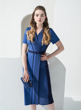 靓诺V领不对称条纹印花连衣裙LL20260B