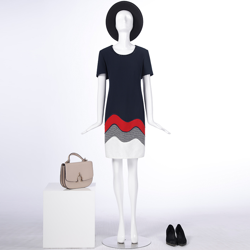 靓诺藏蓝红波型绣花连衣裙