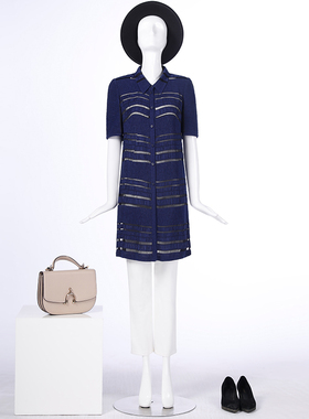 LIANGNUO靓诺藏蓝横条机理针织长衬衫LC16213A