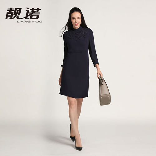 靓诺秋冬女士打底连衣裙新品