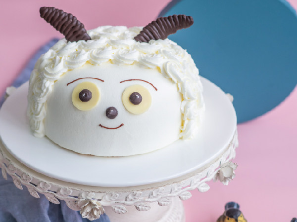 合和圆缘羊妹妹儿童款卡通宝宝可爱奶油生日蛋糕生肖创意蛋糕