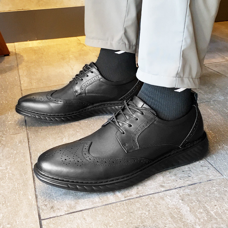 量橙男款皮鞋布洛克皮鞋 经典雕花透气休闲商务正装男士软底皮鞋,流行男鞋,休闲皮鞋,淘宝优惠券,粉丝福利购,淘宝优惠卷