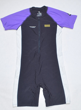 品牌原单HAPP****黑色配紫白短袖防晒海滩泳池连体泳衣男童中小童